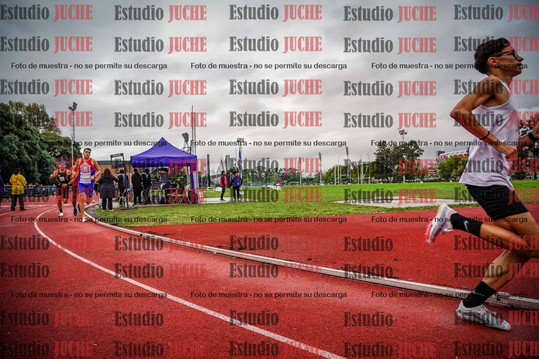 Fotos de los 1500 m llanos de varones