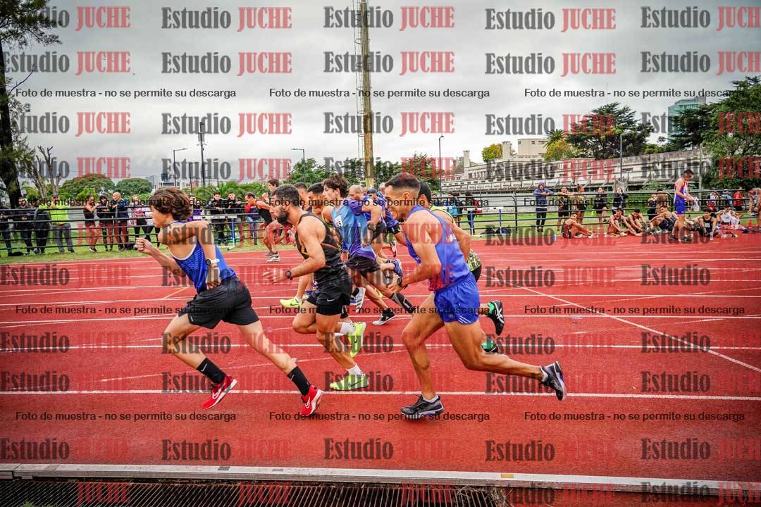 Fotos de los 1500 m llanos de varones