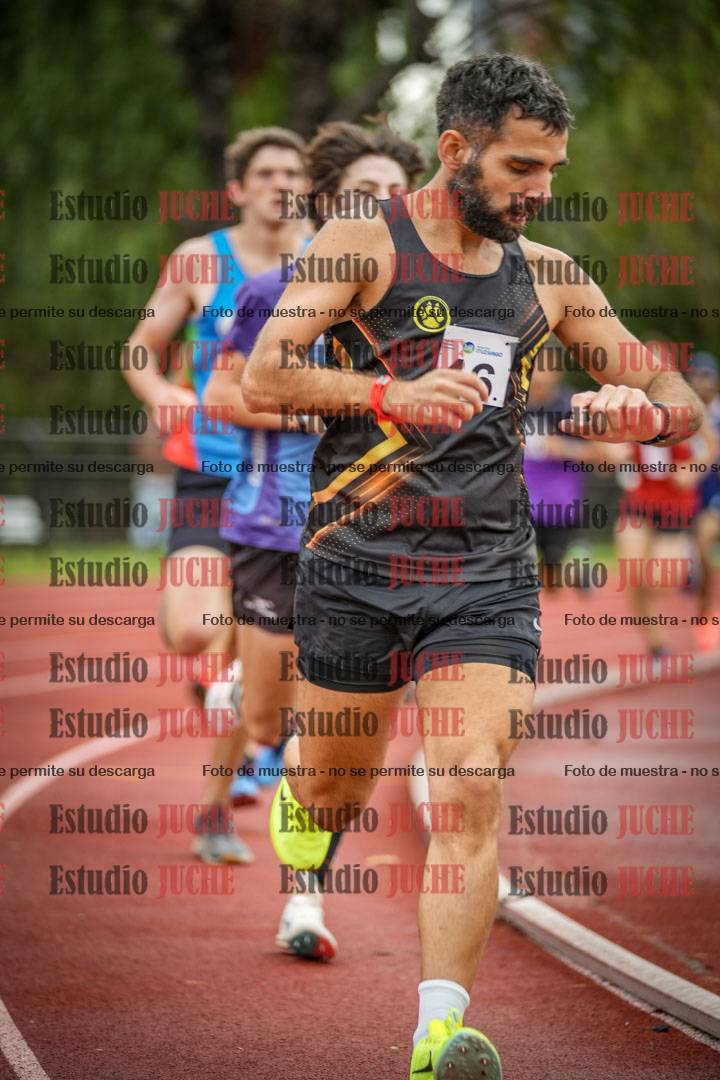 Fotos de los 1500 m llanos de varones