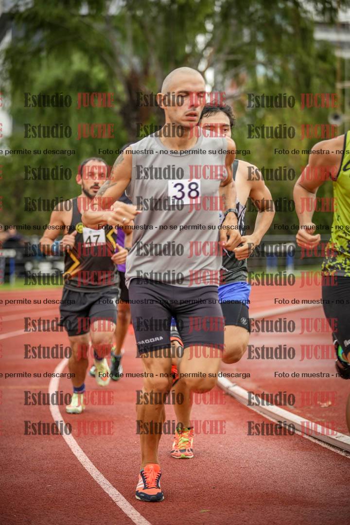 Fotos de los 1500 m llanos de varones