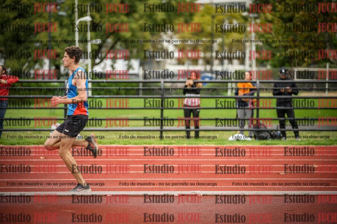 Fotos de los 1500 m llanos de varones
