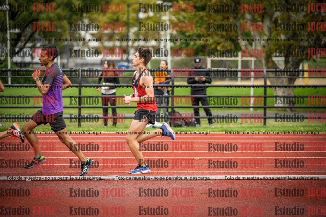 Fotos de los 1500 m llanos de varones