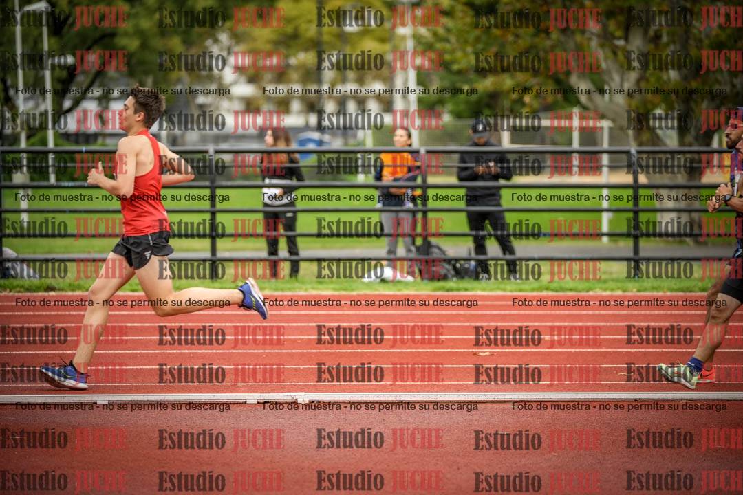 Fotos de los 1500 m llanos de varones