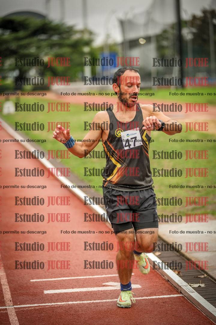 Fotos de los 1500 m llanos de varones