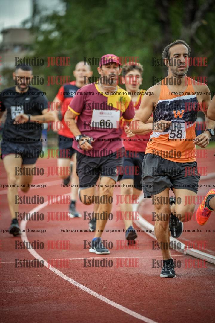 Fotos de los 1500 m llanos de varones