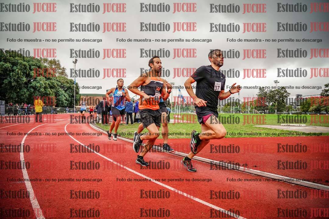 Fotos de los 1500 m llanos de varones