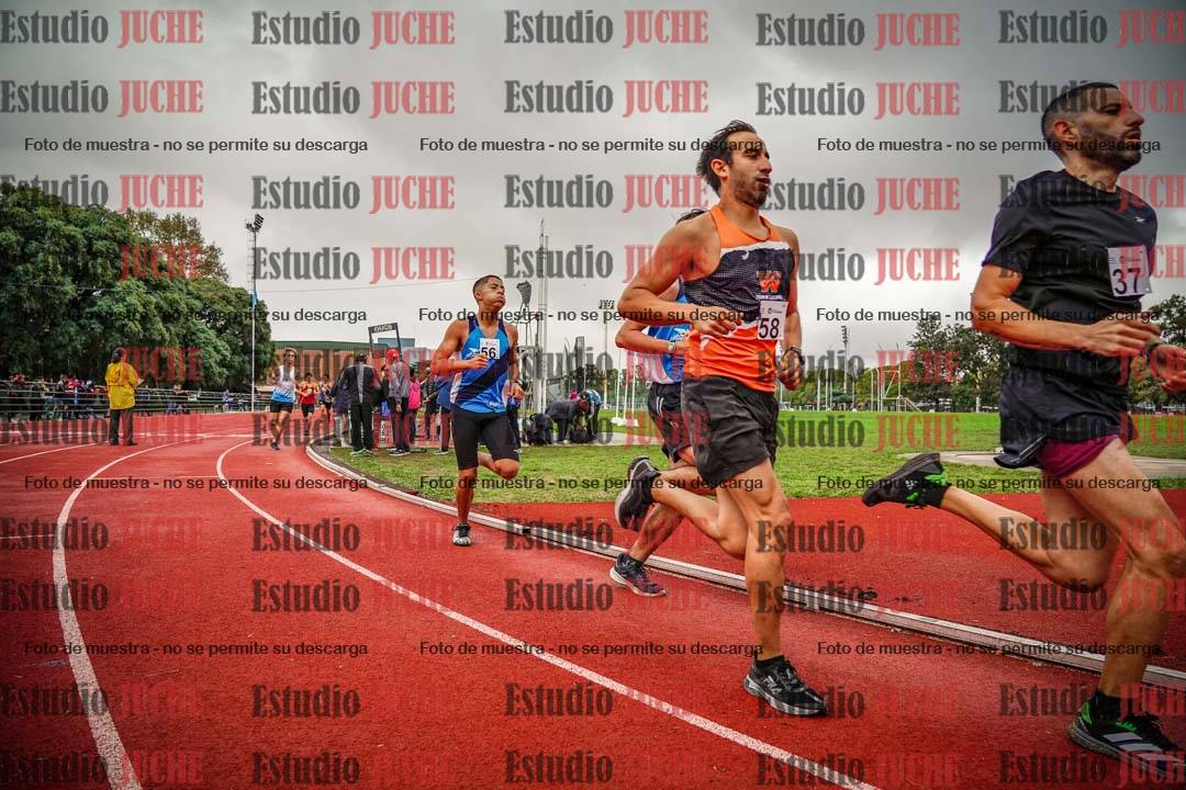 Fotos de los 1500 m llanos de varones