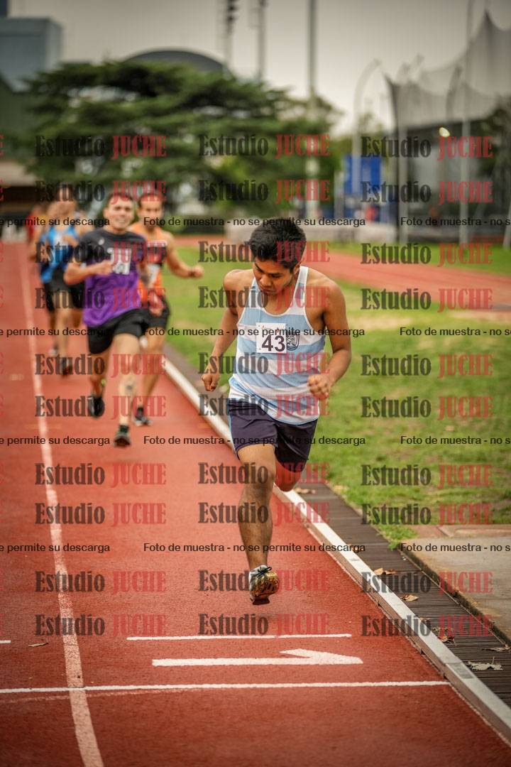Fotos de los 1500 m llanos de varones