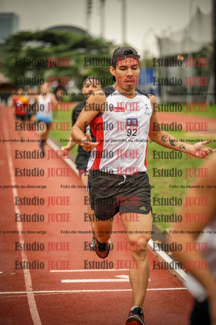 Fotos de los 1500 m llanos de varones