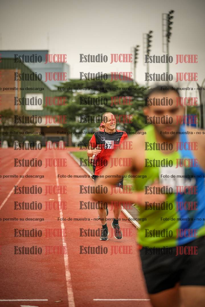 Fotos de los 1500 m llanos de varones