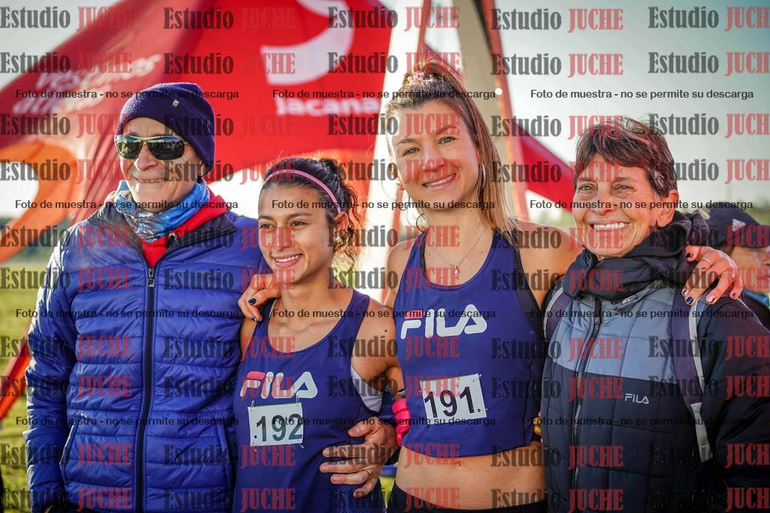 Fotos de algunos podios y extras del evento