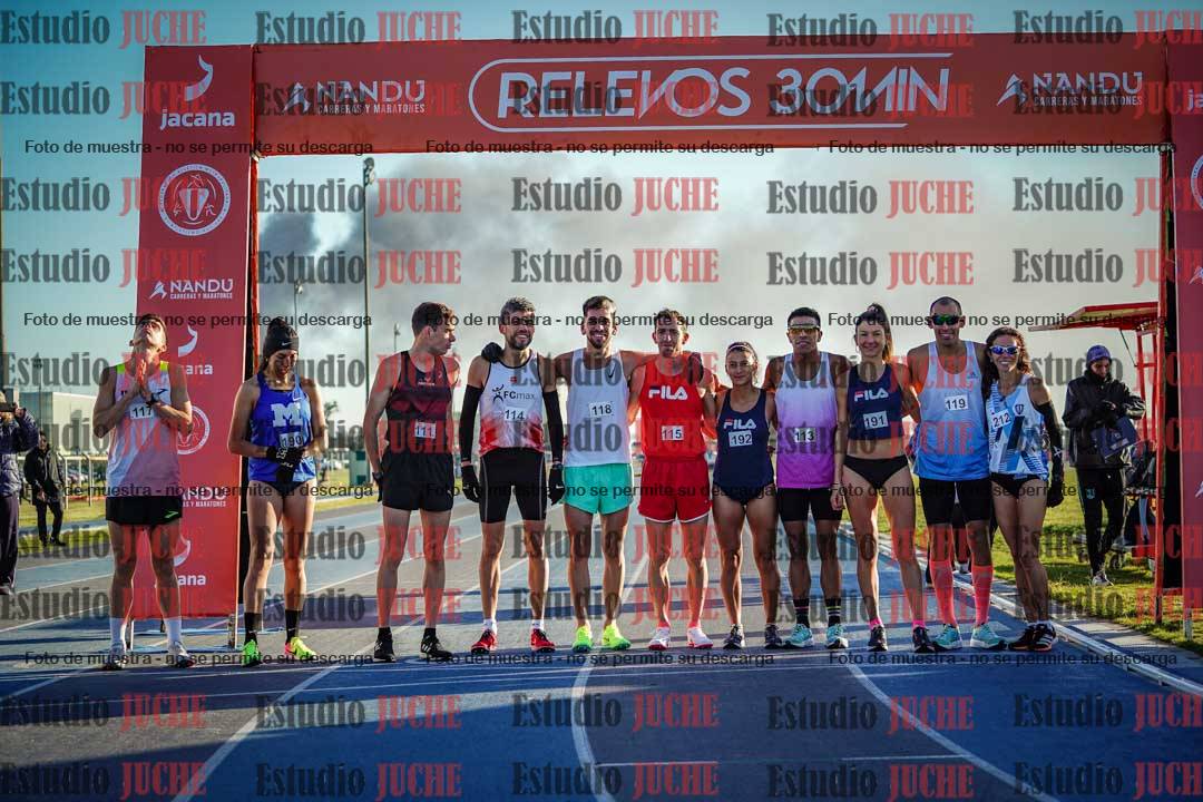 Fotos del desafío de la hora y 20km de mujeres y varones