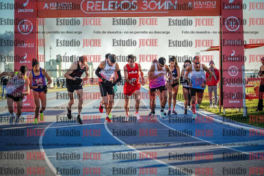 Fotos del desafío de la hora y 20km de mujeres y varones