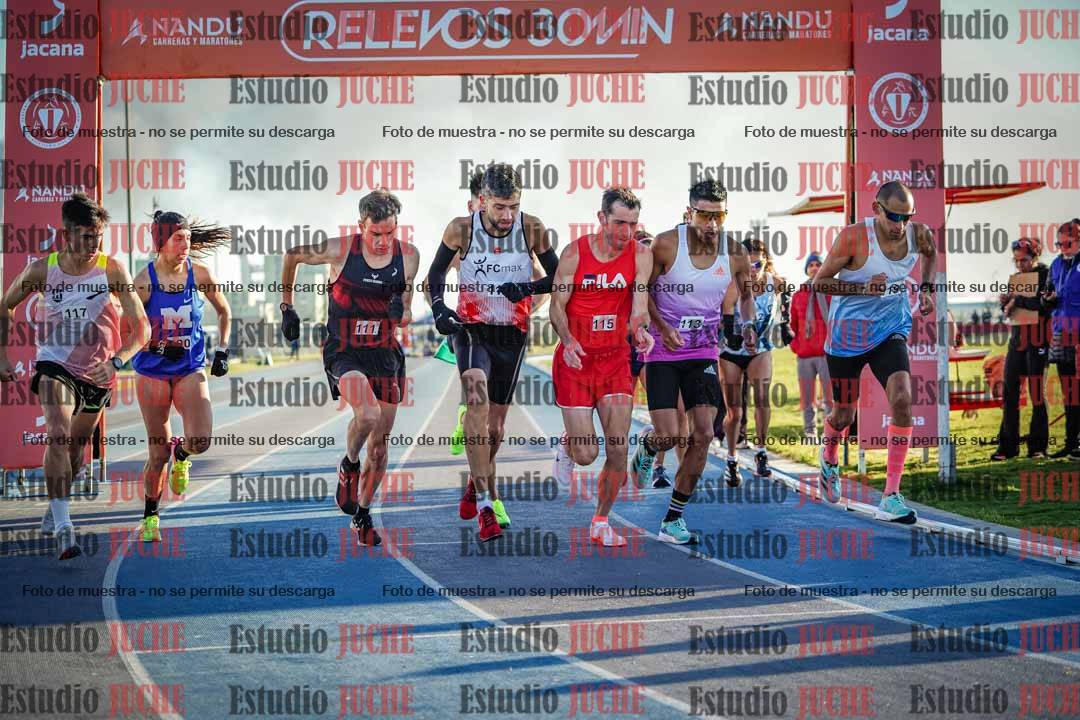 Fotos del desafío de la hora y 20km de mujeres y varones