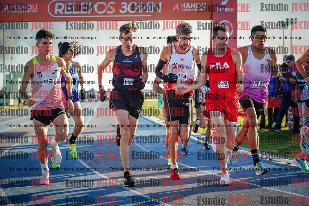 Fotos del desafío de la hora y 20km de mujeres y varones