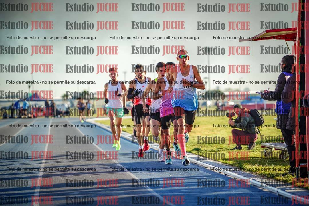 Fotos del desafío de la hora y 20km de mujeres y varones