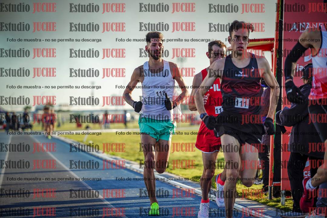 Fotos del desafío de la hora y 20km de mujeres y varones