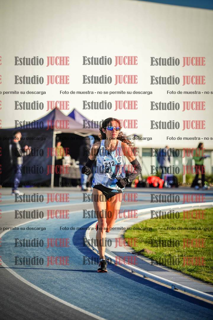 Fotos del desafío de la hora y 20km de mujeres y varones
