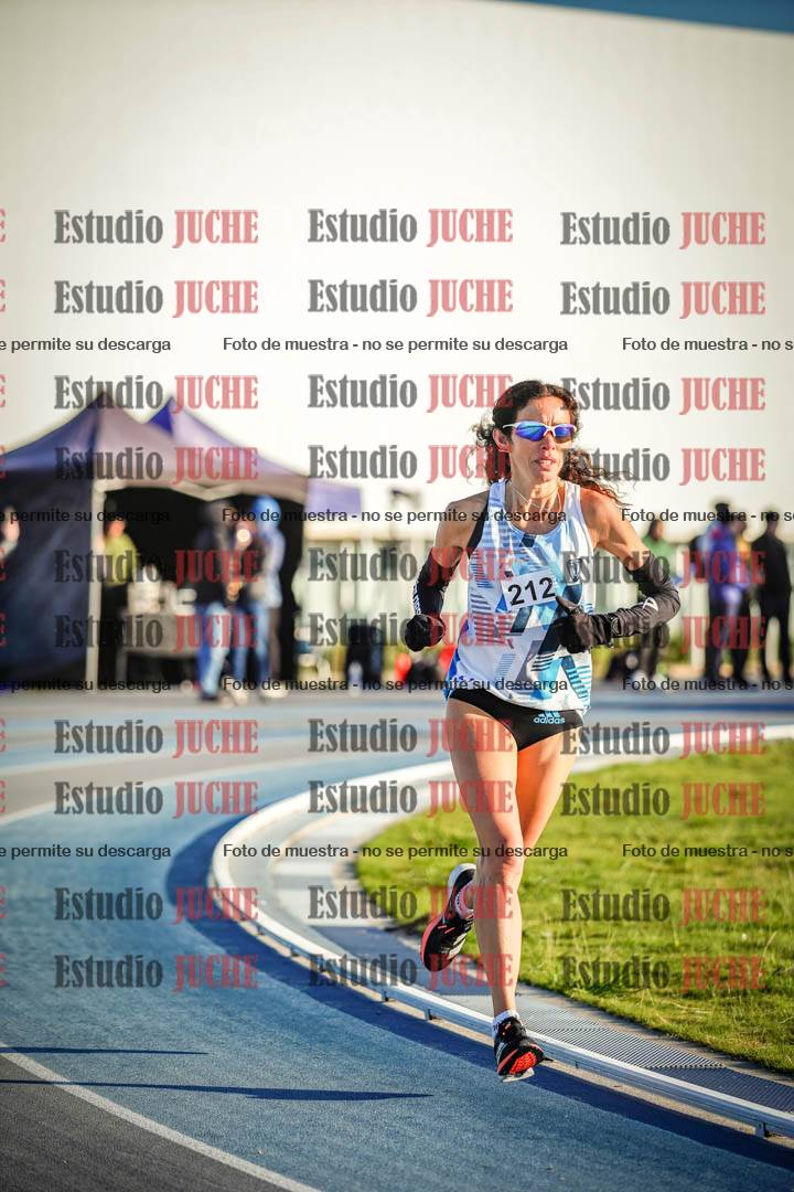 Fotos del desafío de la hora y 20km de mujeres y varones