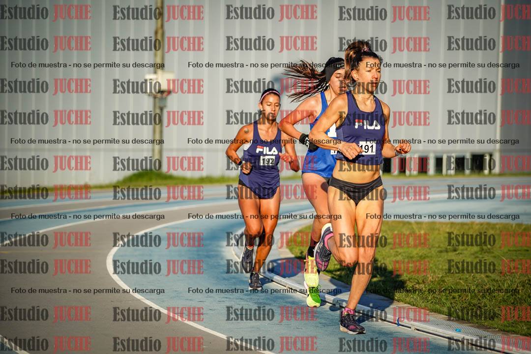 Fotos del desafío de la hora y 20km de mujeres y varones