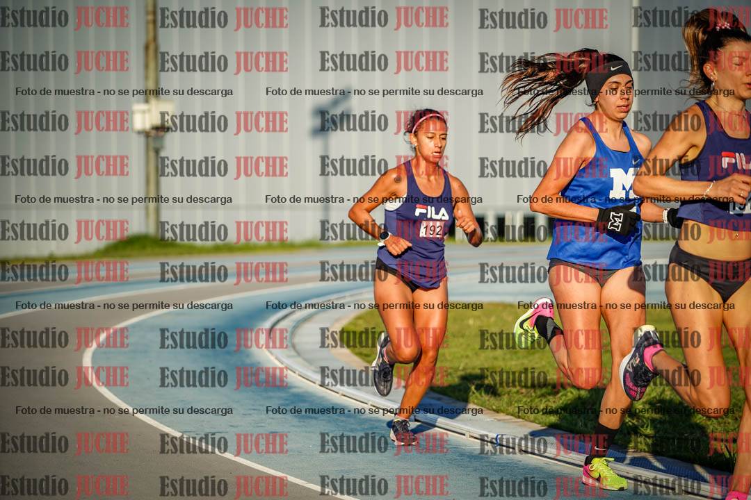 Fotos del desafío de la hora y 20km de mujeres y varones