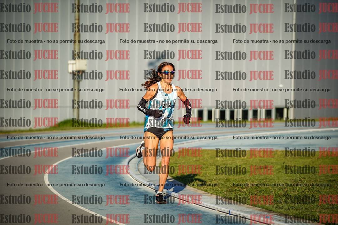Fotos del desafío de la hora y 20km de mujeres y varones