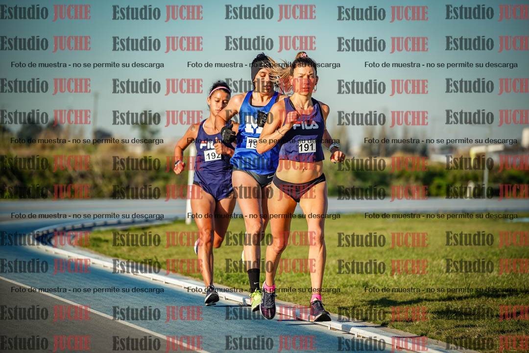 Fotos del desafío de la hora y 20km de mujeres y varones
