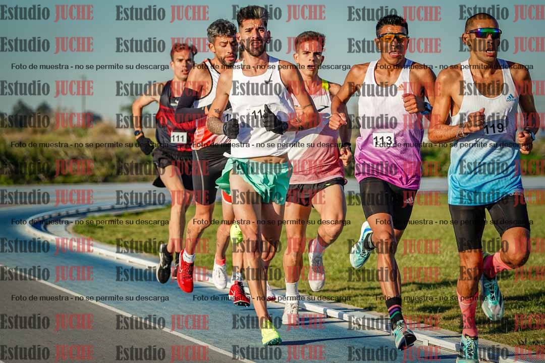 Fotos del desafío de la hora y 20km de mujeres y varones