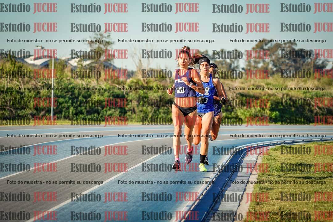 Fotos del desafío de la hora y 20km de mujeres y varones