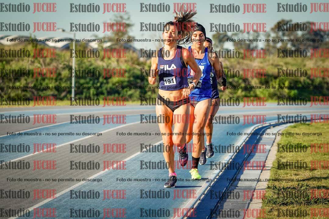 Fotos del desafío de la hora y 20km de mujeres y varones