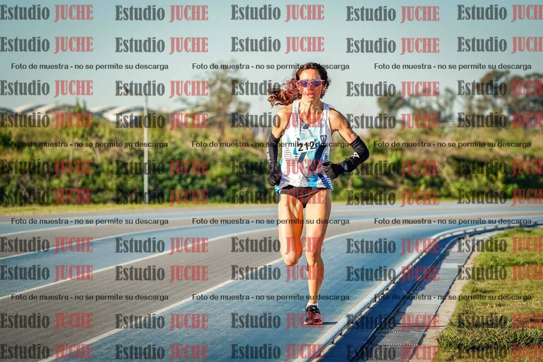 Fotos del desafío de la hora y 20km de mujeres y varones