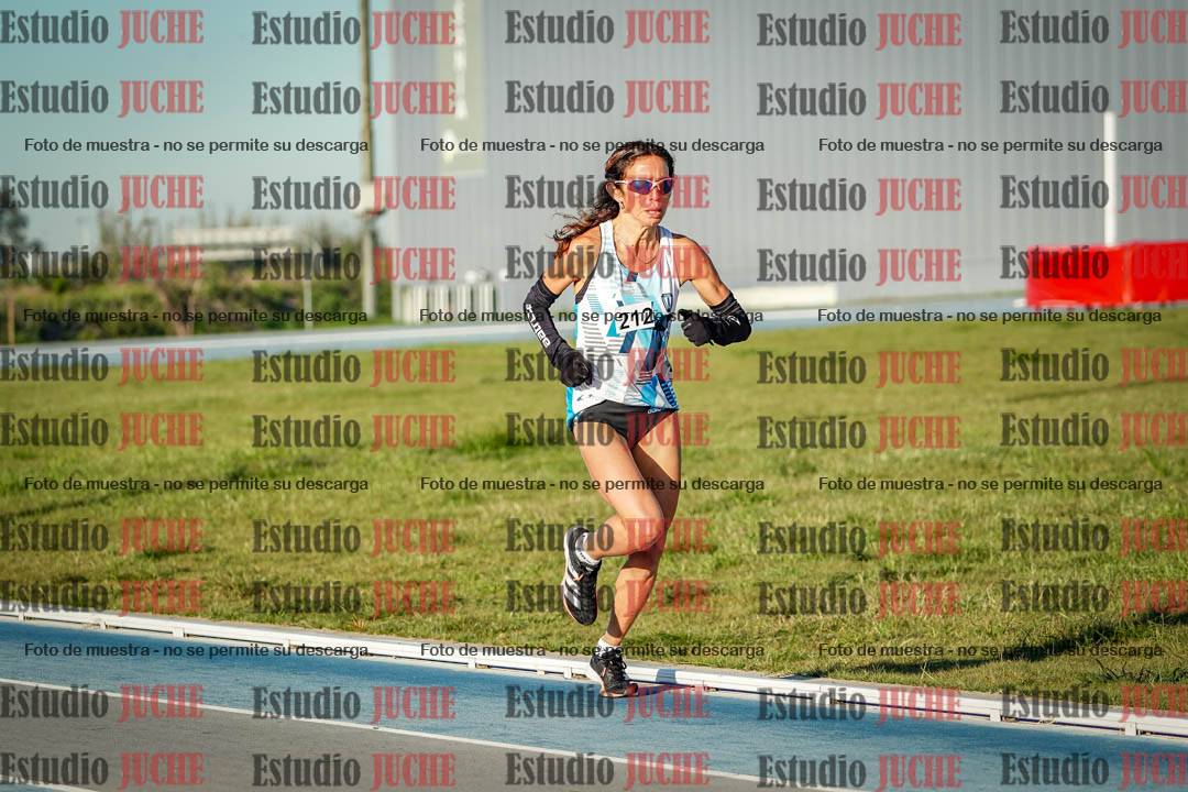 Fotos del desafío de la hora y 20km de mujeres y varones