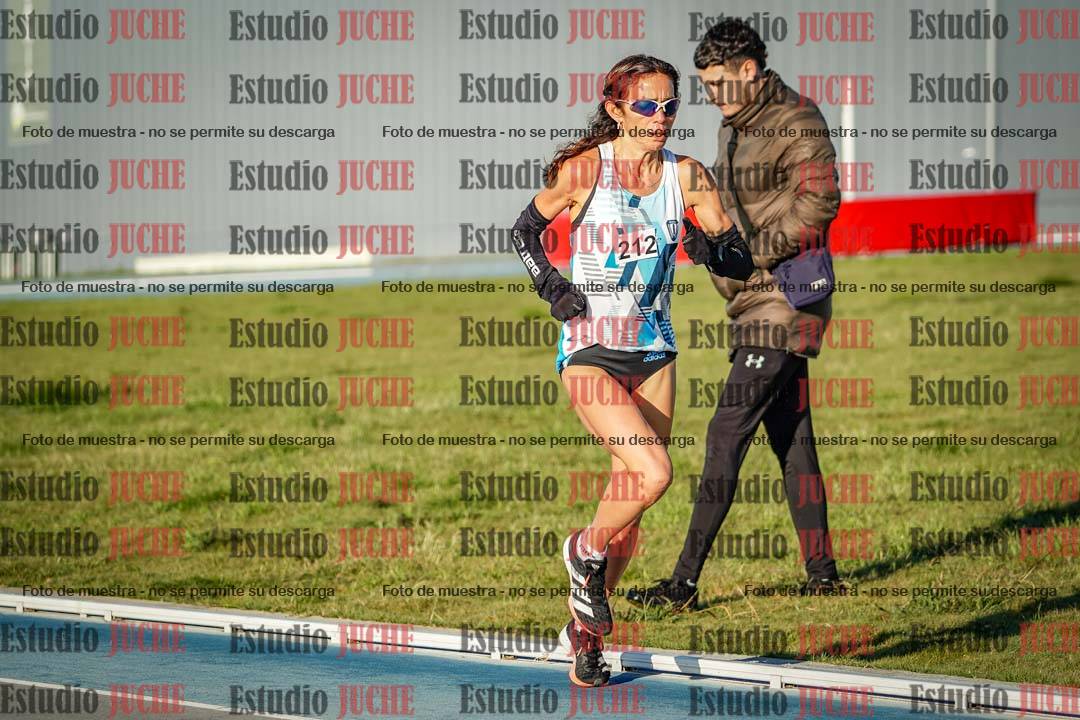 Fotos del desafío de la hora y 20km de mujeres y varones