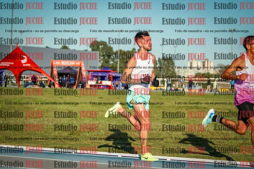 Fotos del desafío de la hora y 20km de mujeres y varones