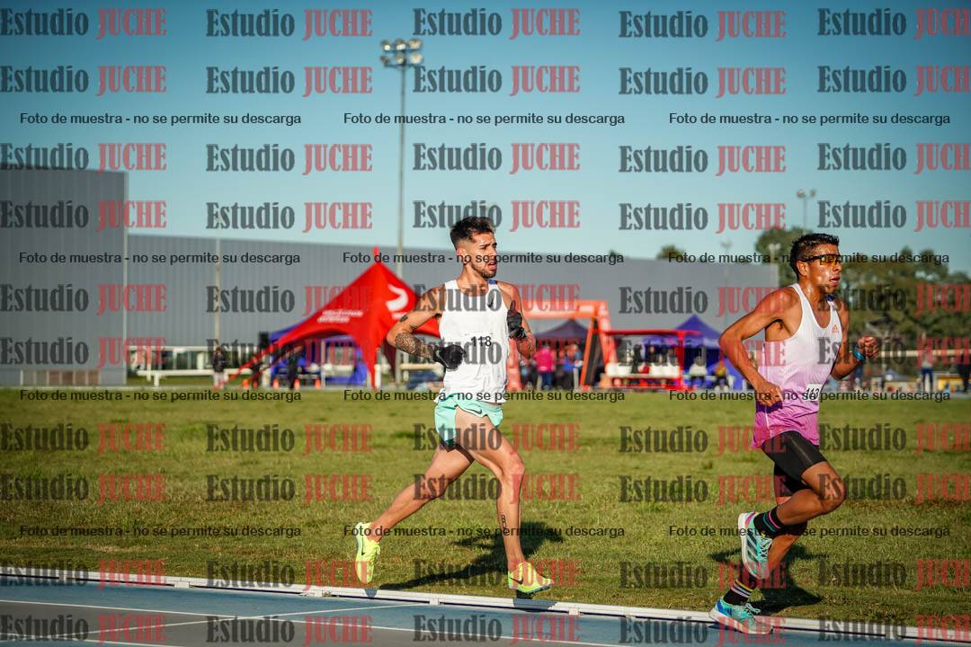 Fotos del desafío de la hora y 20km de mujeres y varones