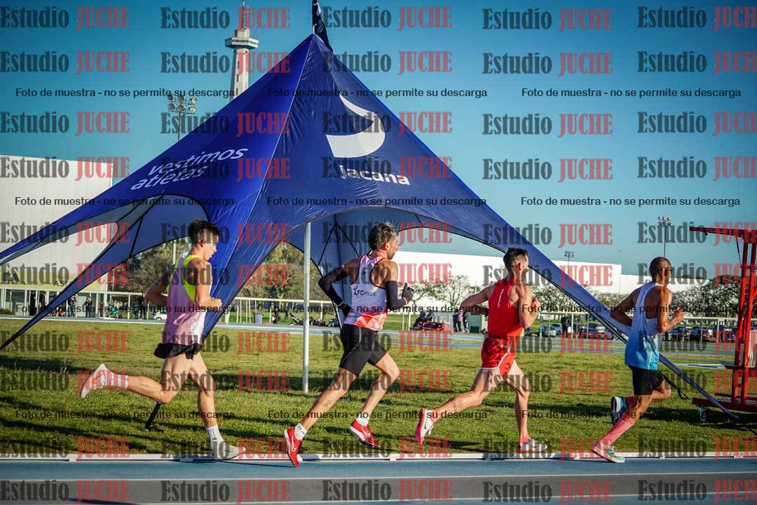 Fotos del desafío de la hora y 20km de mujeres y varones