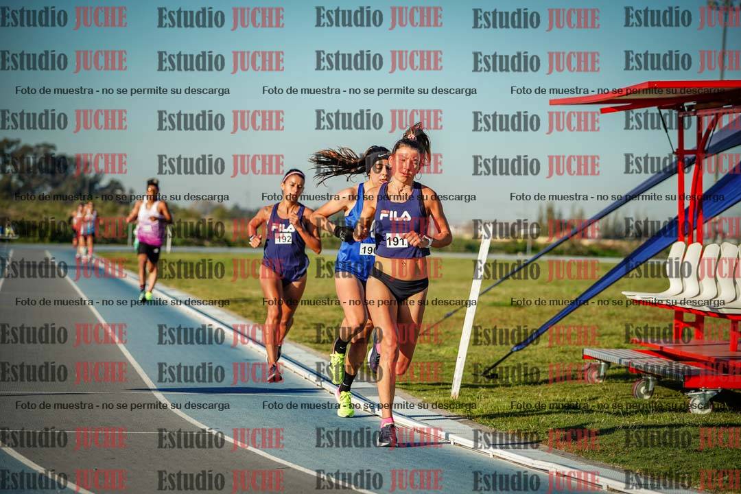 Fotos del desafío de la hora y 20km de mujeres y varones