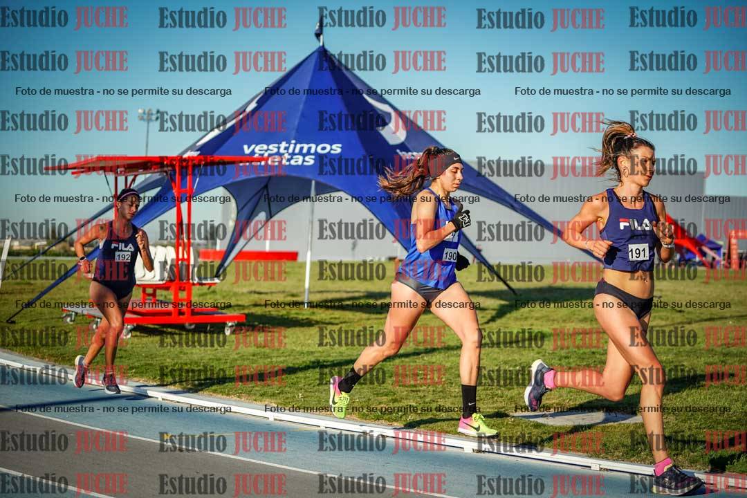 Fotos del desafío de la hora y 20km de mujeres y varones