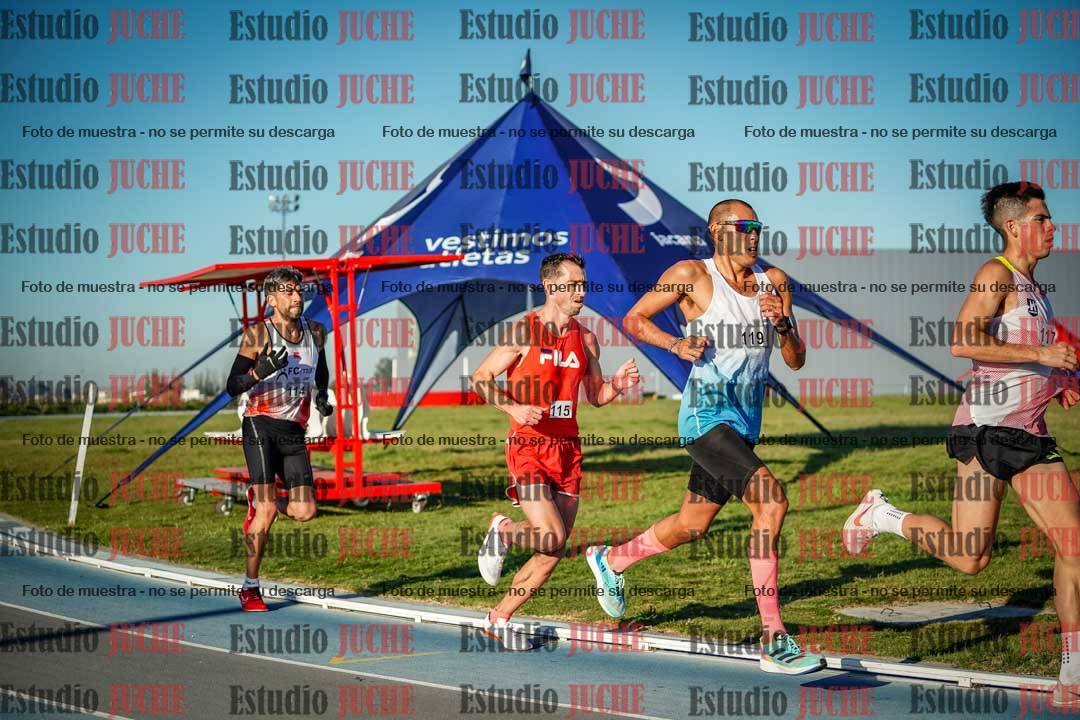 Fotos del desafío de la hora y 20km de mujeres y varones