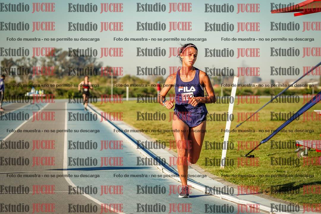 Fotos del desafío de la hora y 20km de mujeres y varones