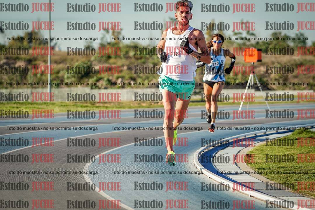 Fotos del desafío de la hora y 20km de mujeres y varones