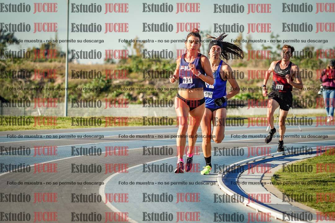 Fotos del desafío de la hora y 20km de mujeres y varones