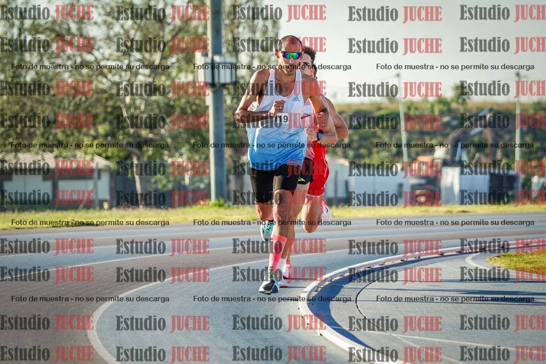 Fotos del desafío de la hora y 20km de mujeres y varones