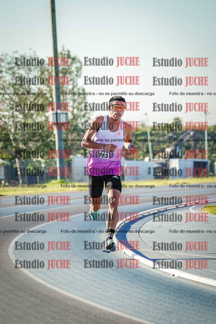 Fotos del desafío de la hora y 20km de mujeres y varones