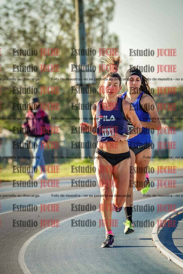 Fotos del desafío de la hora y 20km de mujeres y varones