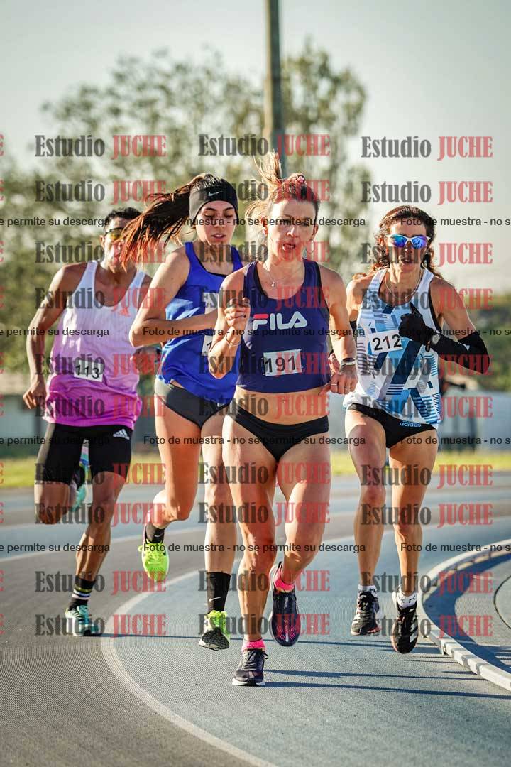 Fotos del desafío de la hora y 20km de mujeres y varones