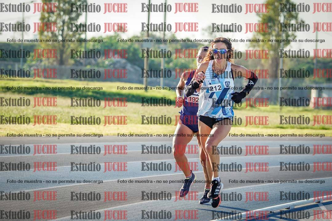 Fotos del desafío de la hora y 20km de mujeres y varones