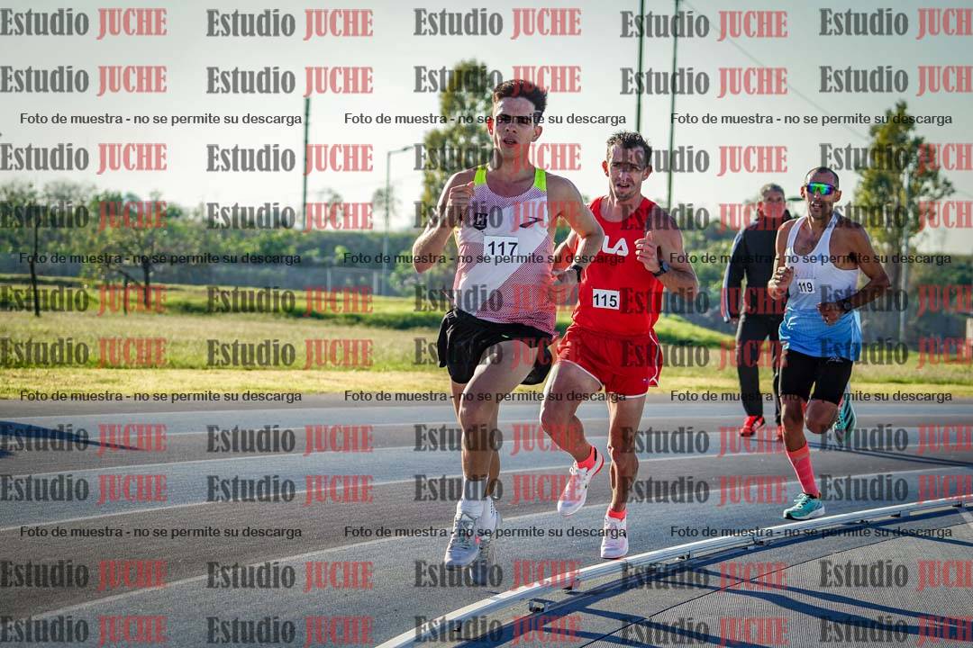 Fotos del desafío de la hora y 20km de mujeres y varones