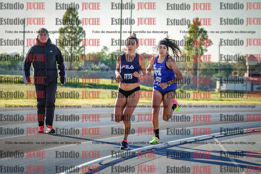Fotos del desafío de la hora y 20km de mujeres y varones