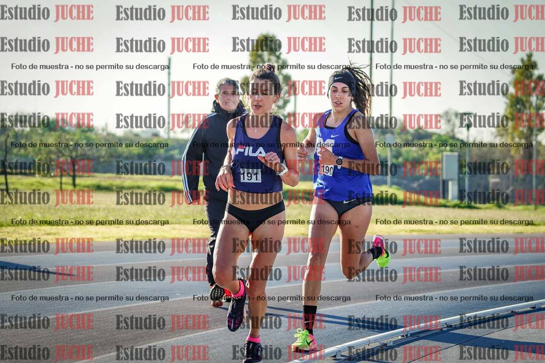 Fotos del desafío de la hora y 20km de mujeres y varones